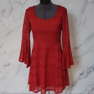 Love Reign Red Skater Dress w Bell Sleeves Sz M